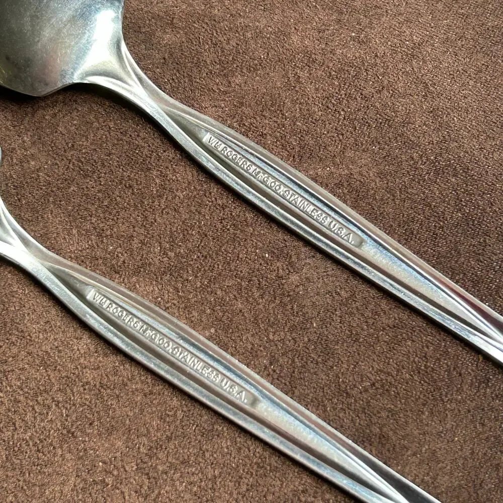 WM Rogers Mfg. Co 1950’s Tea Grapefruit Spoons Set Of 2 Concept Pattern Art Deco